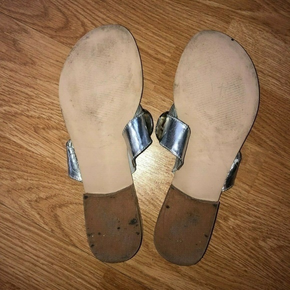 Express‎ Sandals Thongs Silver Metallic Women’s Size 8 - Picture 3 of 8